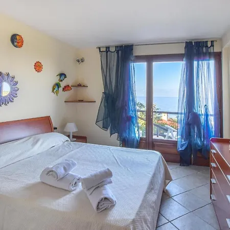 Casa Costa Arbus